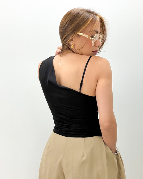 ONE SHOULDER DRAPE TOP