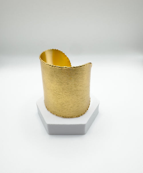 LARGE GOLD CUFF