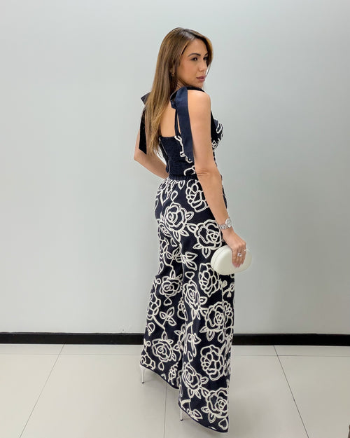 NAVY FLOWER DETAIL PANT SET