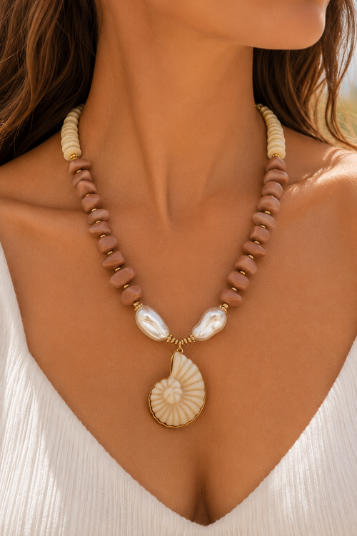 SAND SHELL NECKLACE