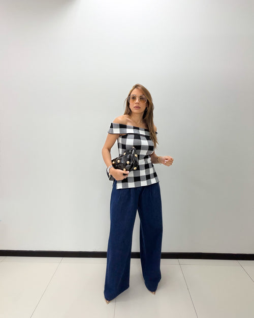 GINGHAM PLAID KNIT TOP