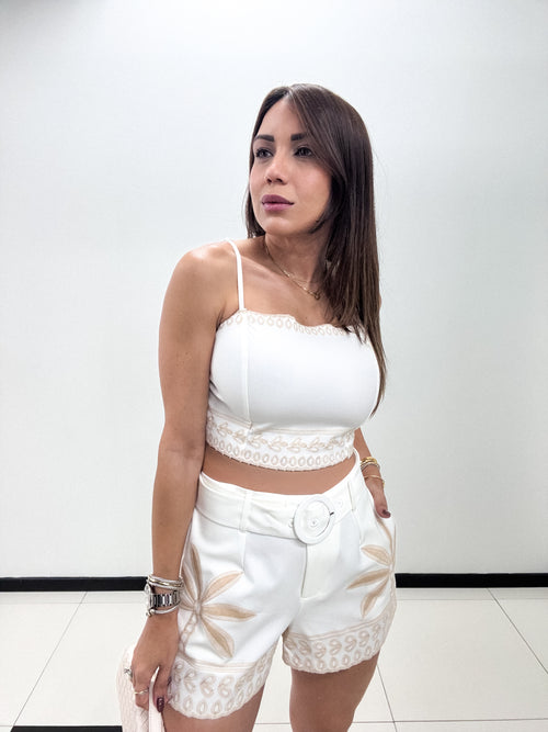 EMBROIDERED DETAILS SHORT SET
