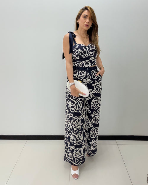 NAVY FLOWER DETAIL PANT SET