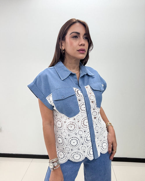 LACE/DENIM TOP