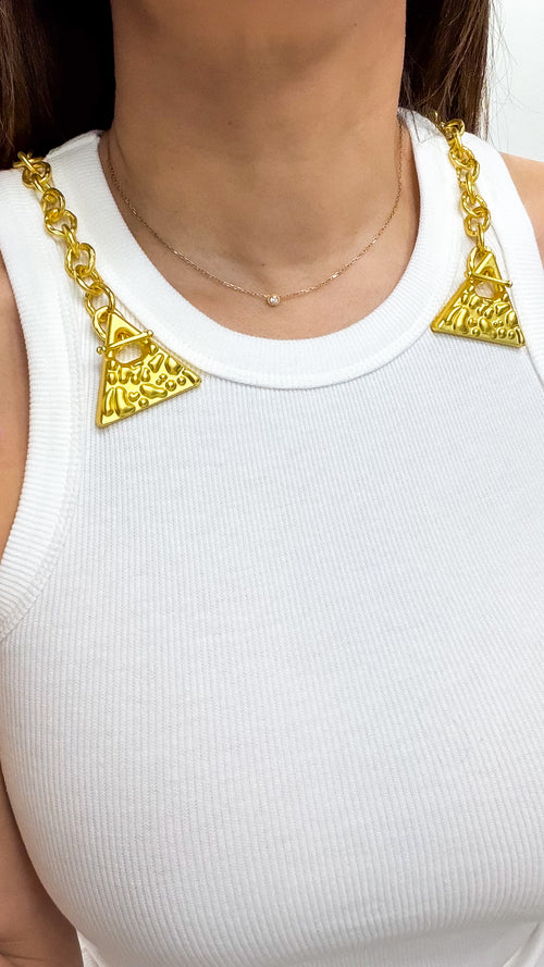 WHITE T-SHIRT W/ GOLD DETAIL