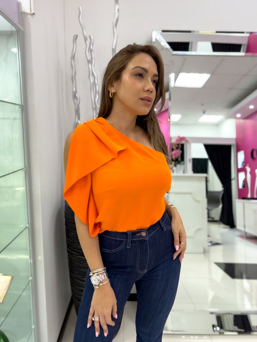 ONE SHOULDER RUFFLE TOP