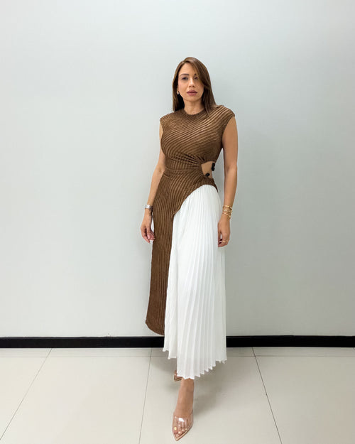 BROWN-WHITE PLEATED DRESS