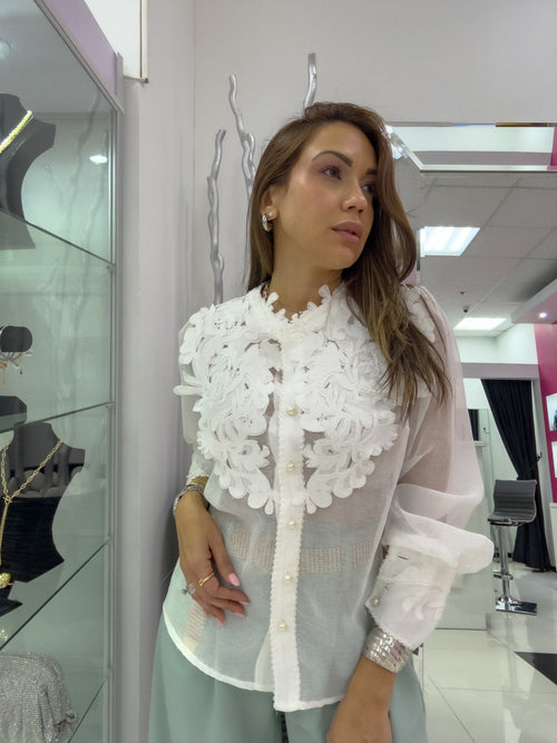 WHITE EMBROIDERED BLOUSE