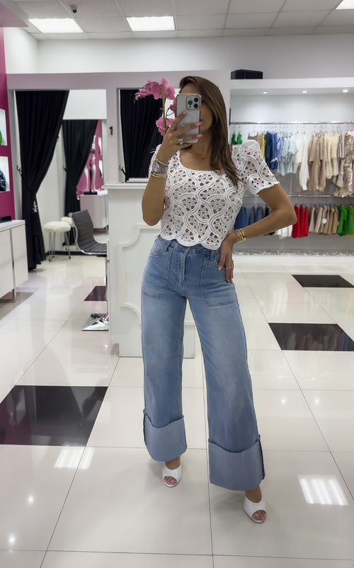 CUFF UP WIDE LEG JEANS