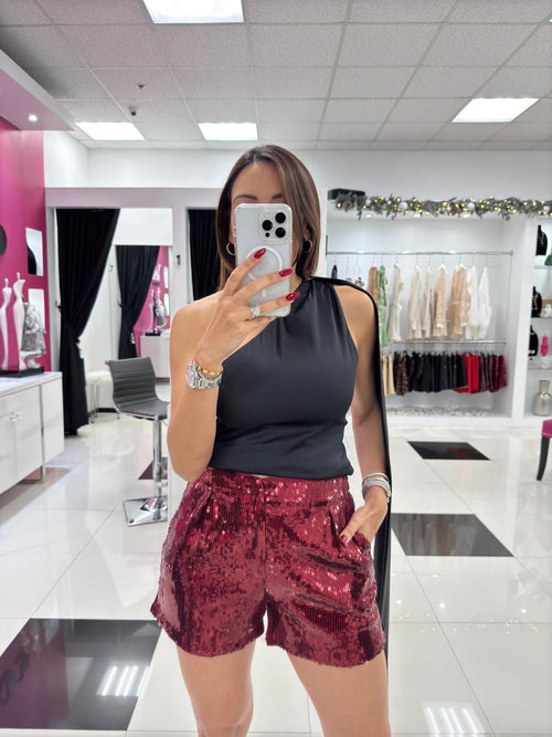 RED SEQUINS SHORTS